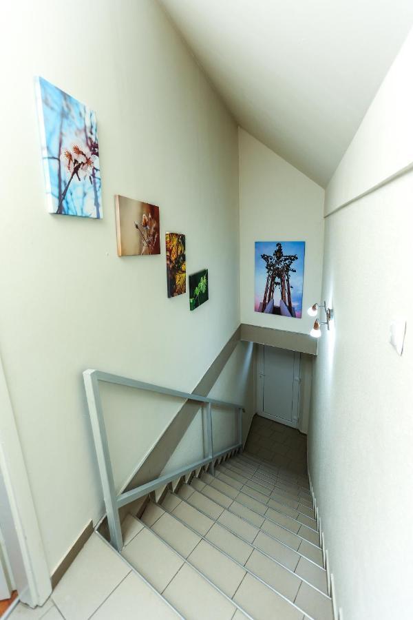 Szekszárd Gardi Apartman מראה חיצוני תמונה