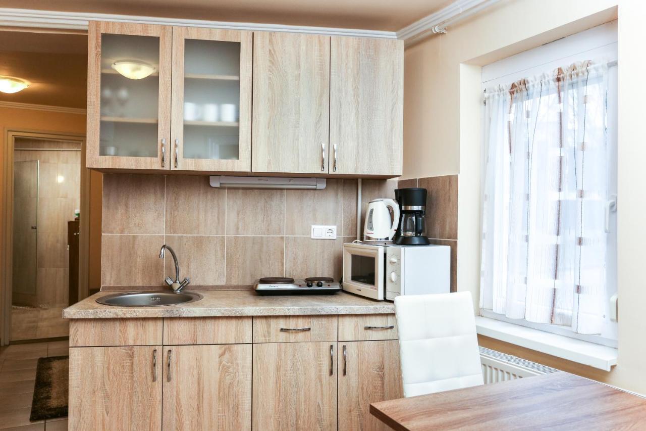 Szekszárd Gardi Apartman מראה חיצוני תמונה